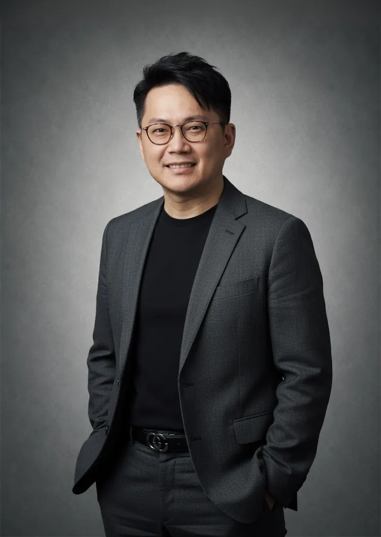 Portrait of Alex Huang,